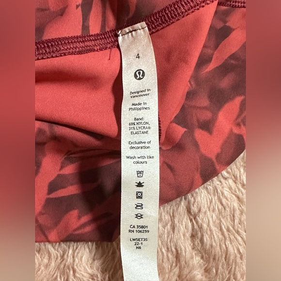 NWT Lululemon Wunder Under HR Tight 25" Spray Leaf Fireside Size 4 - Picture 8 of 10